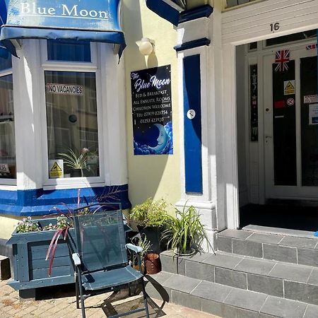 The Blue Moon Acomodação com café da manhã Blackpool Exterior foto